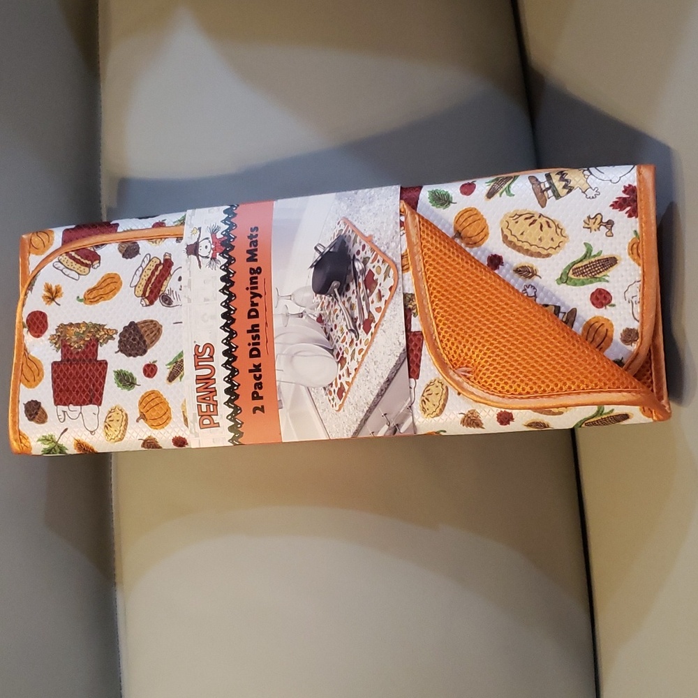 Peanuts Fall Thanksgiving themed 2 pk dish drying mats NWT